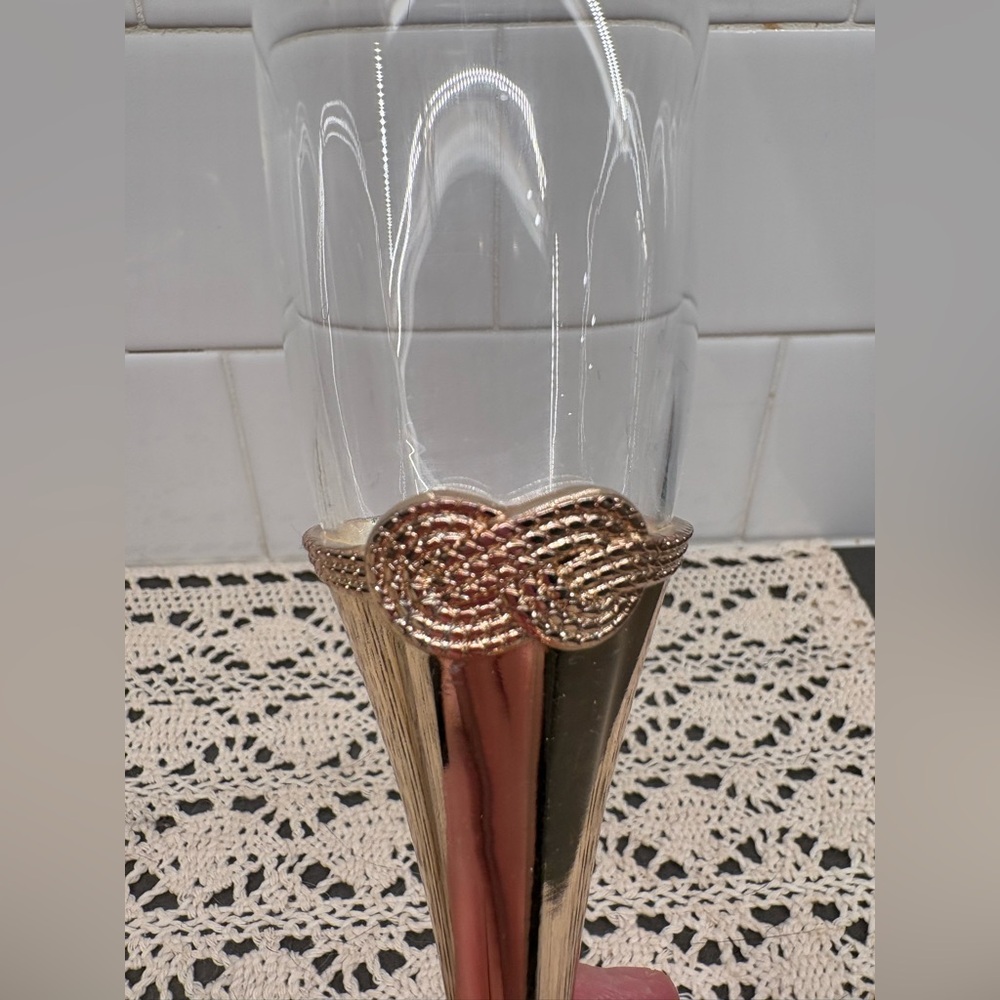 Vera Wang/Wedgwood Champagne Flutes - Picture 4 of 5